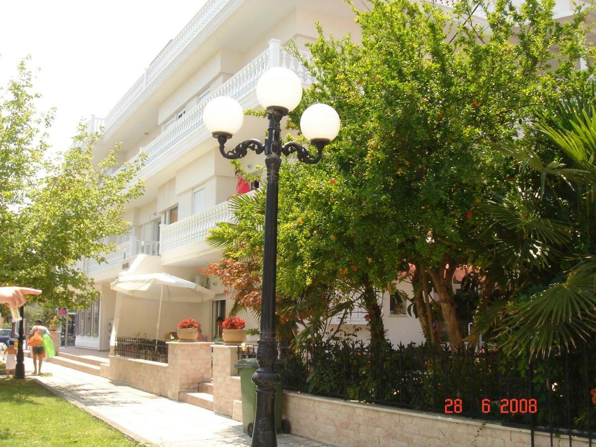 Aparthotel Achillion Paralía Exterior foto